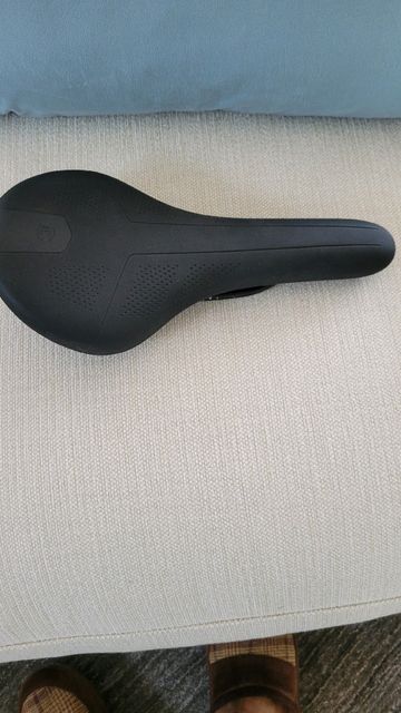Used Cannondale Trail 5 2023 Saddles & Seatposts