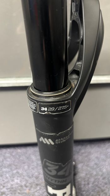 Used Fox 34 RHYTHM 150MM 29" 2024 bike — image 3 of 4