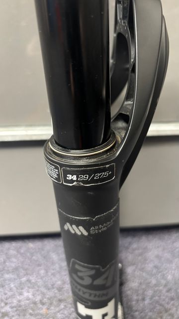 Gebrauchtes Fox 34 RHYTHM 150MM 29" 2024 bike — Bild 3 von 4