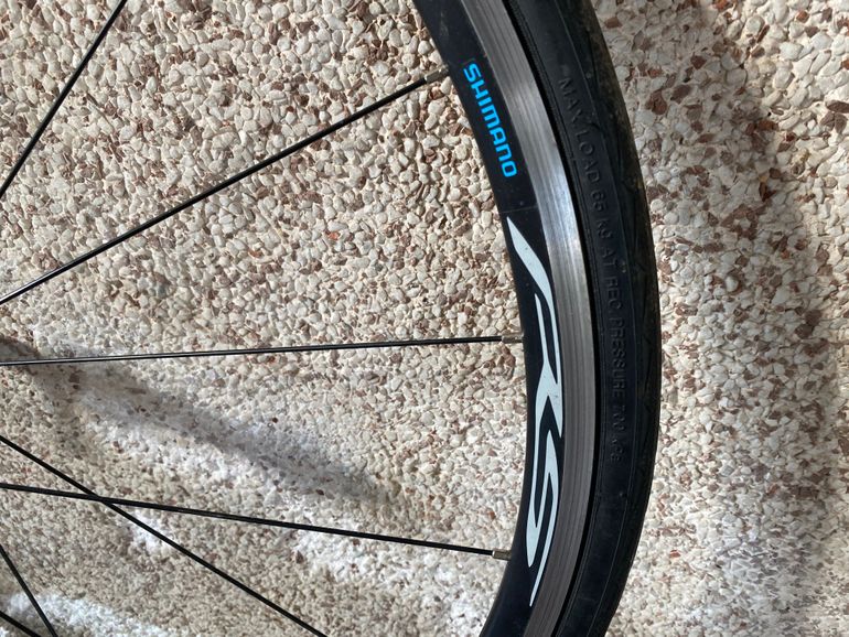 Used Shimano R5 2020 bike — image 3 of 4