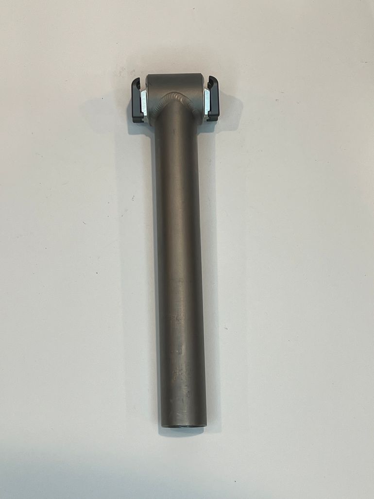 Used Moots Cinch Ti Seatpost bike — image 1 of 7