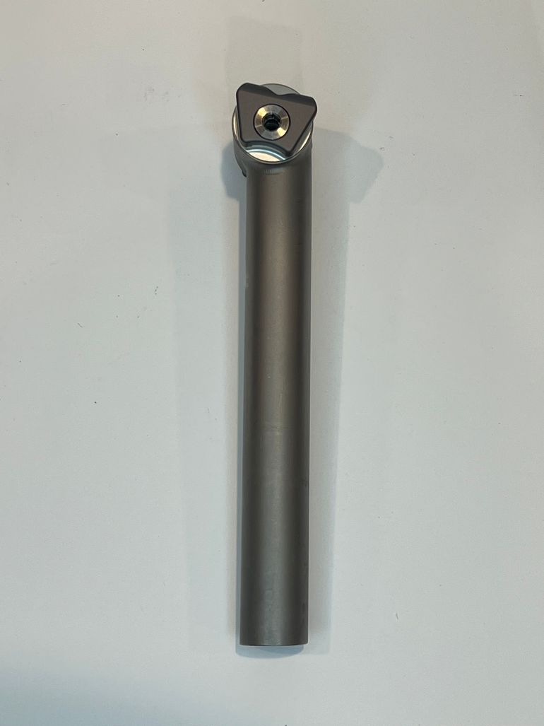 Used Moots Cinch Ti Seatpost bike — image 2 of 7