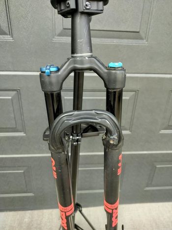 Used Fox 7002297-0045-t 2019 bike