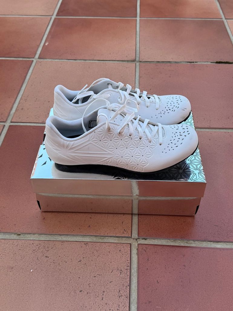 スパカズ Supacaz Suave Road Shoe - White [Supacaz] Suave Road Shoe