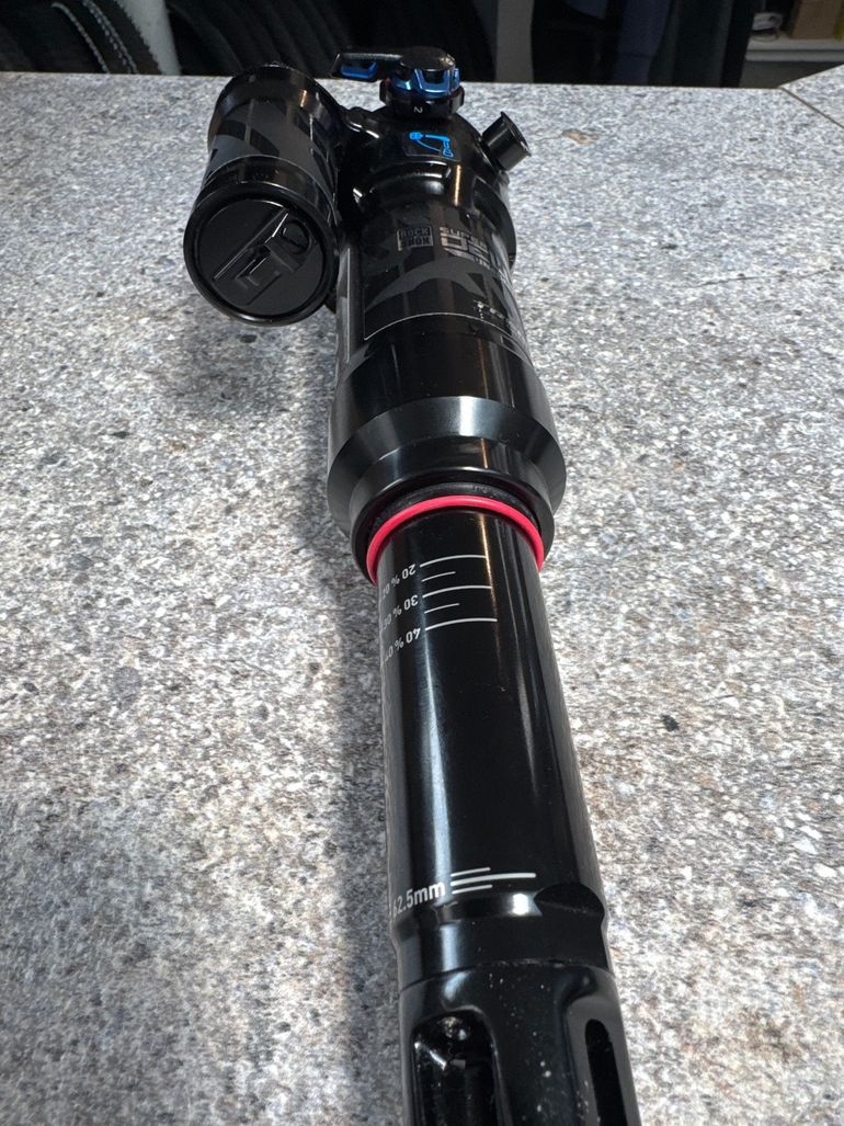 Used Rock Shox Super Deluxe Ultimate 2023 bike — image 3 of 3