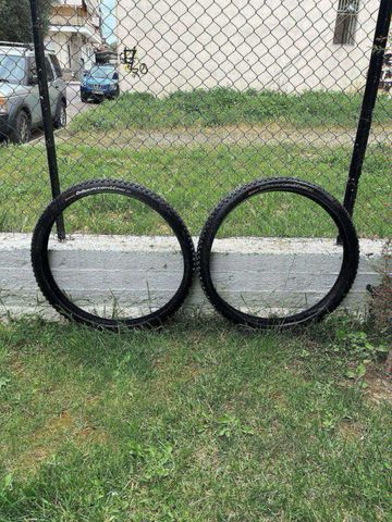 Brugt Continental Mountain King 2024 Tyres & Tubes