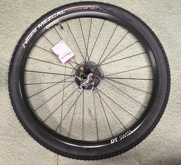 Used Dt Swiss X1900 bike — image 1 of 3