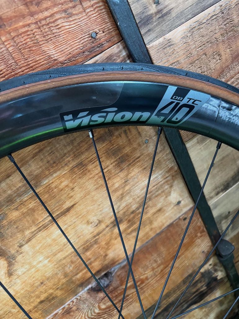 Used Vision Tc40 disc 2023 bike — image 2 of 2