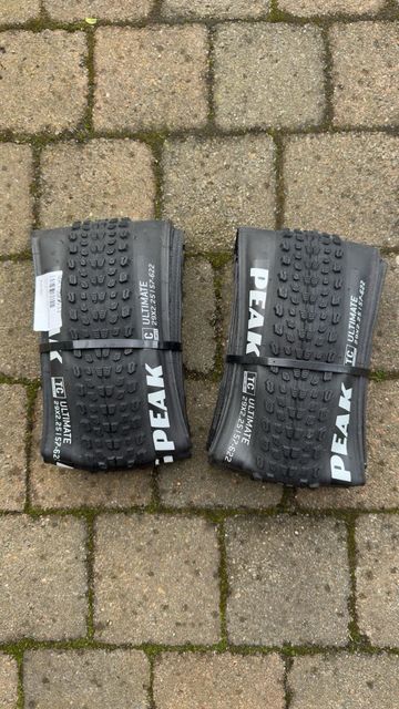 Goodyear peak 29x2.25 2025 Tyres & Tubes usato