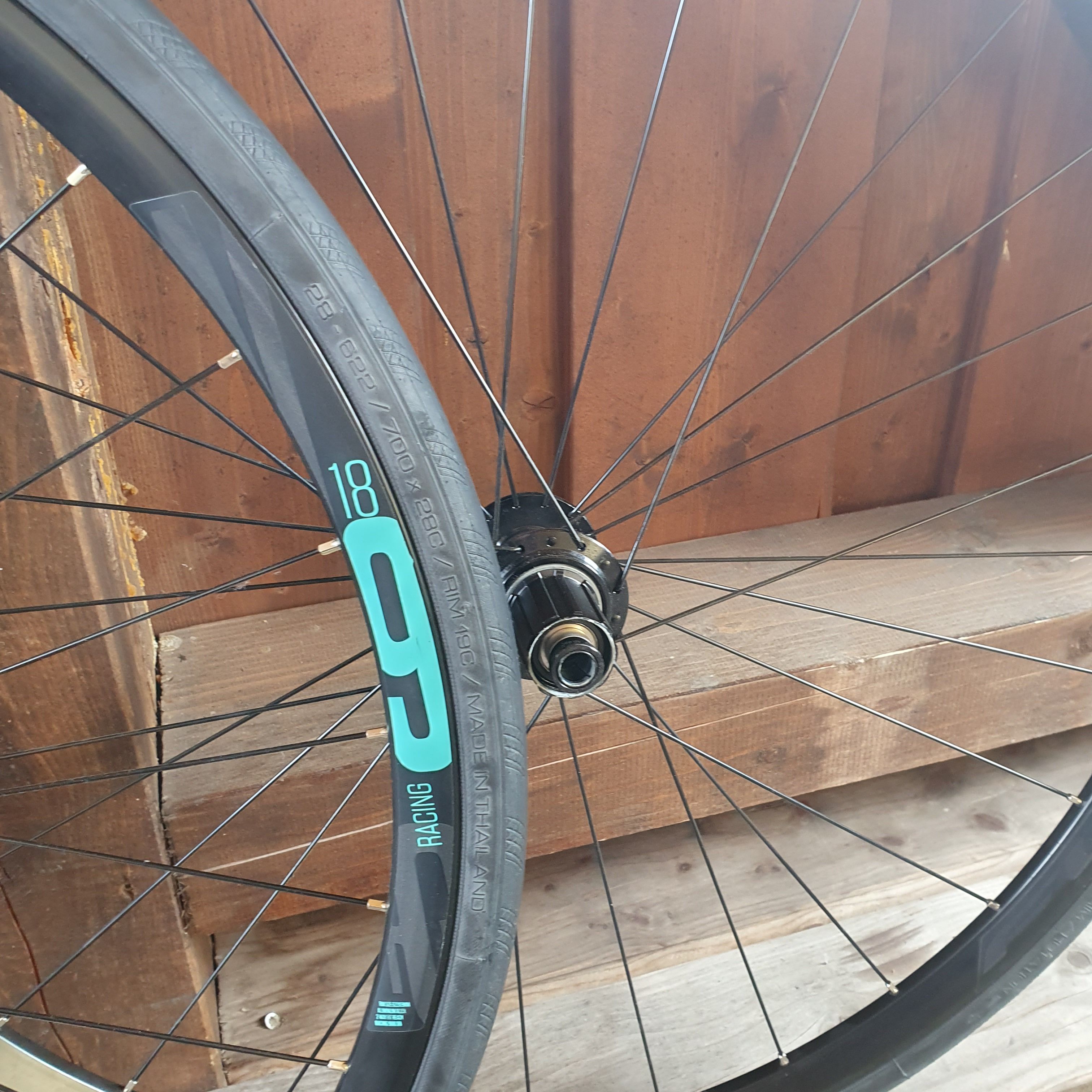 レーシング900db FULCRUM RACING 900 DB C19 AFS HG11 - koła OEM - Platforma