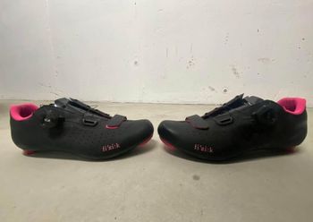 Used Fizik Tempo Overcurve R5 2022 bike — image 2 of 5