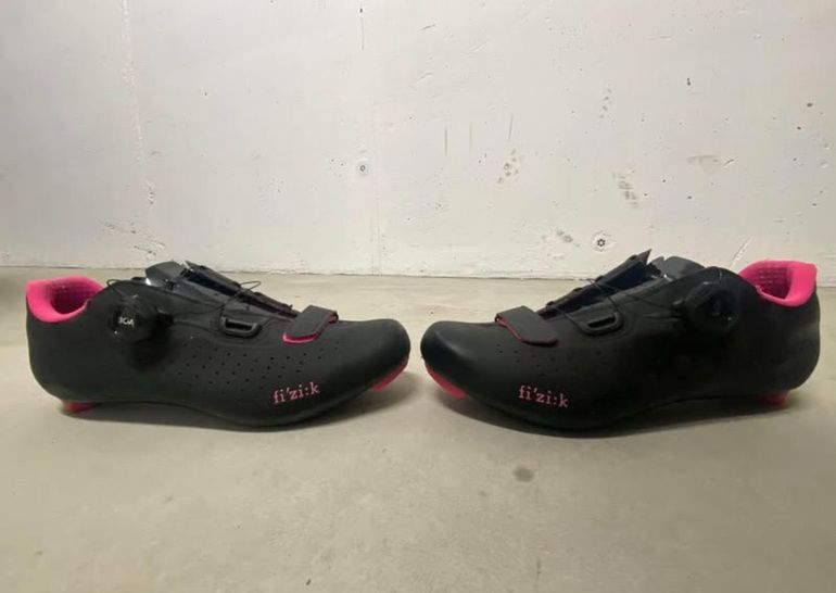 Used Fizik Tempo Overcurve R5 2022 bike — image 2 of 5