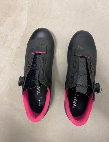 Used Fizik Tempo Overcurve R5 2022 bike — image 4 of 5