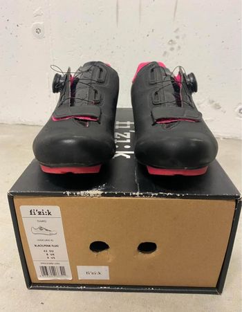 Used Fizik Tempo Overcurve R5 2022 bike