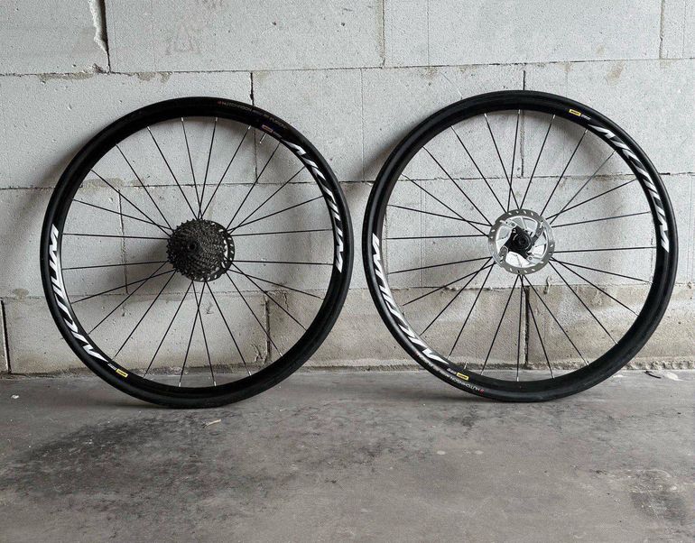 Brugt Mavic axium 2022 bike — billede 2 af 5