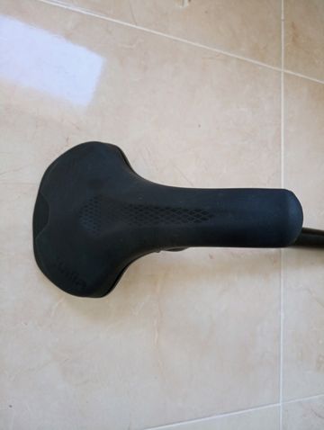 Sella Italia Selle Italia model Epsilon142mmx246mm 2025 Saddles & Seatposts usato