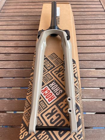 Used RockShox Rudy xplr ultimate 2024 bike — image 3 of 12