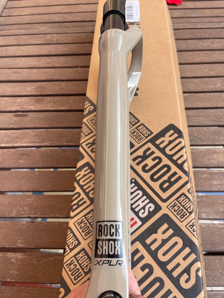 Used RockShox Rudy xplr ultimate 2024 bike — image 7 of 12