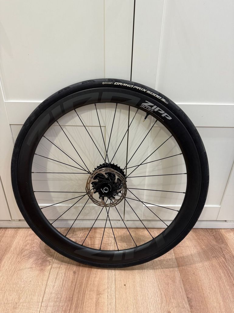 Used Zipp 303s 2025 bike — image 2 of 2