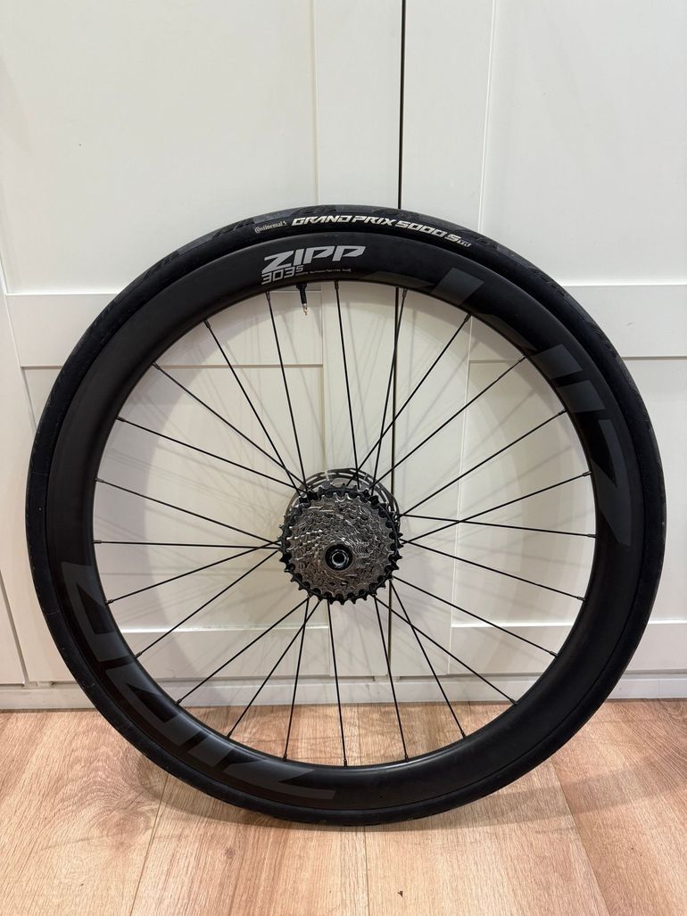 Used Zipp 303s 2025 bike — image 1 of 2