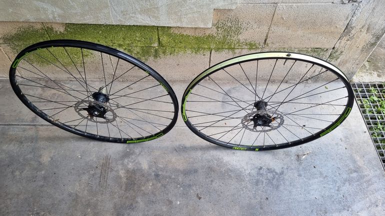 Stans Notubes Rapid 2017 bike usato — immagine 1 di 5