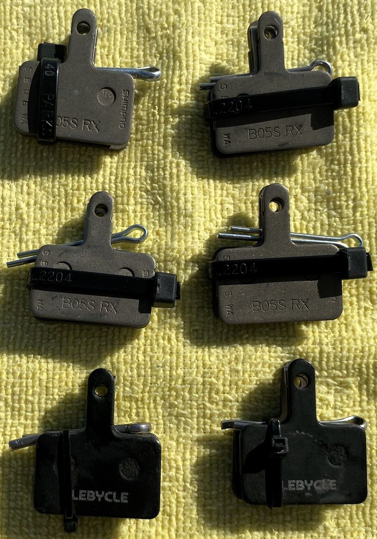 Shimano Pinza freno Shimano BR-MT500 con pastiglie B01S 2025