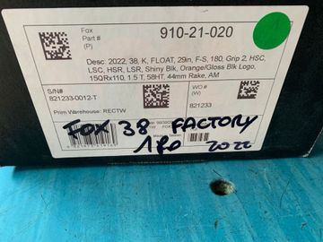 Brugt Fox 38 Factory 29 180 2022 bike — billede 2 af 6