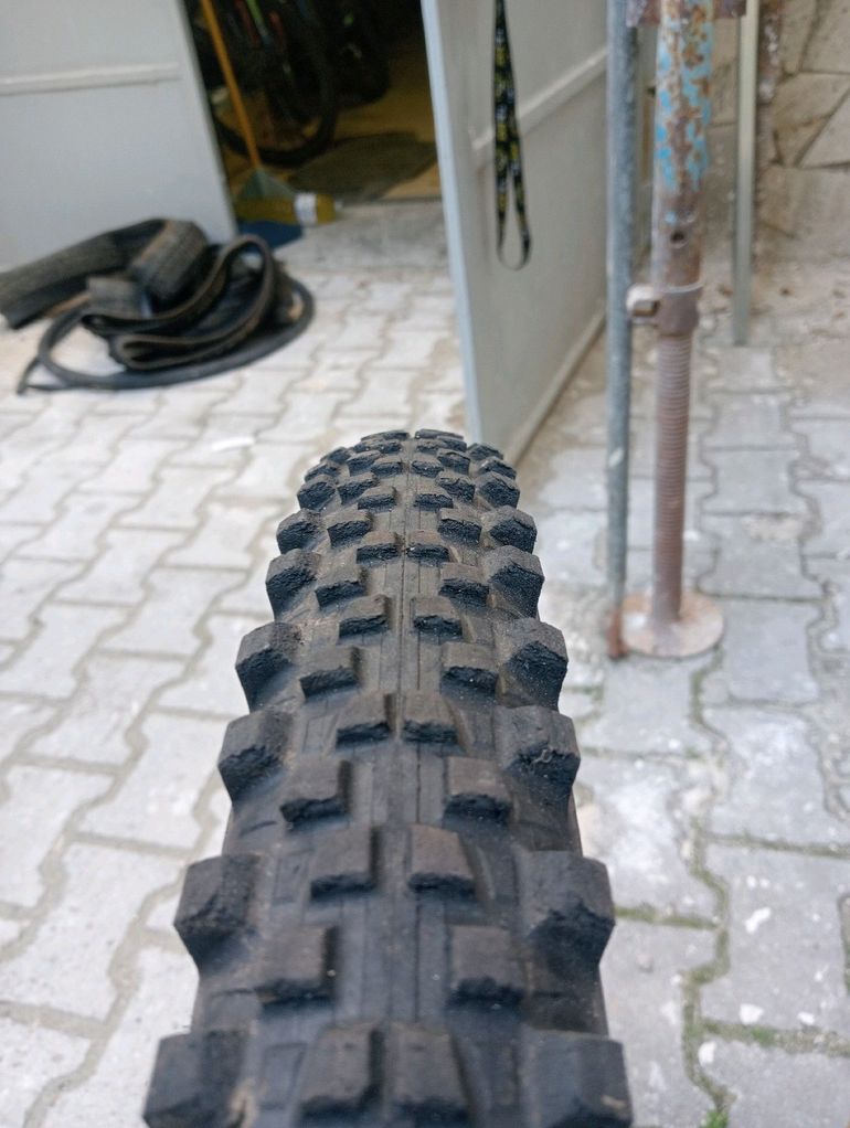 Gebrauchtes Michelin wild enduro rear 2025 bike — Bild 3 von 4