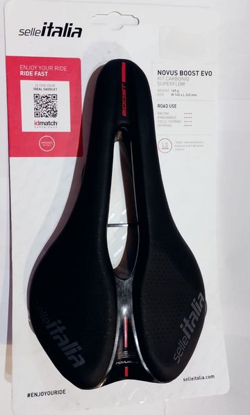 Selle Italia Novus Saddles & Seatposts usato