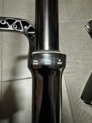 Used RockShox ROCK SHOX 35 GOLD RL 2024 bike — image 2 of 3