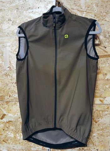 Ale cycling, Vest