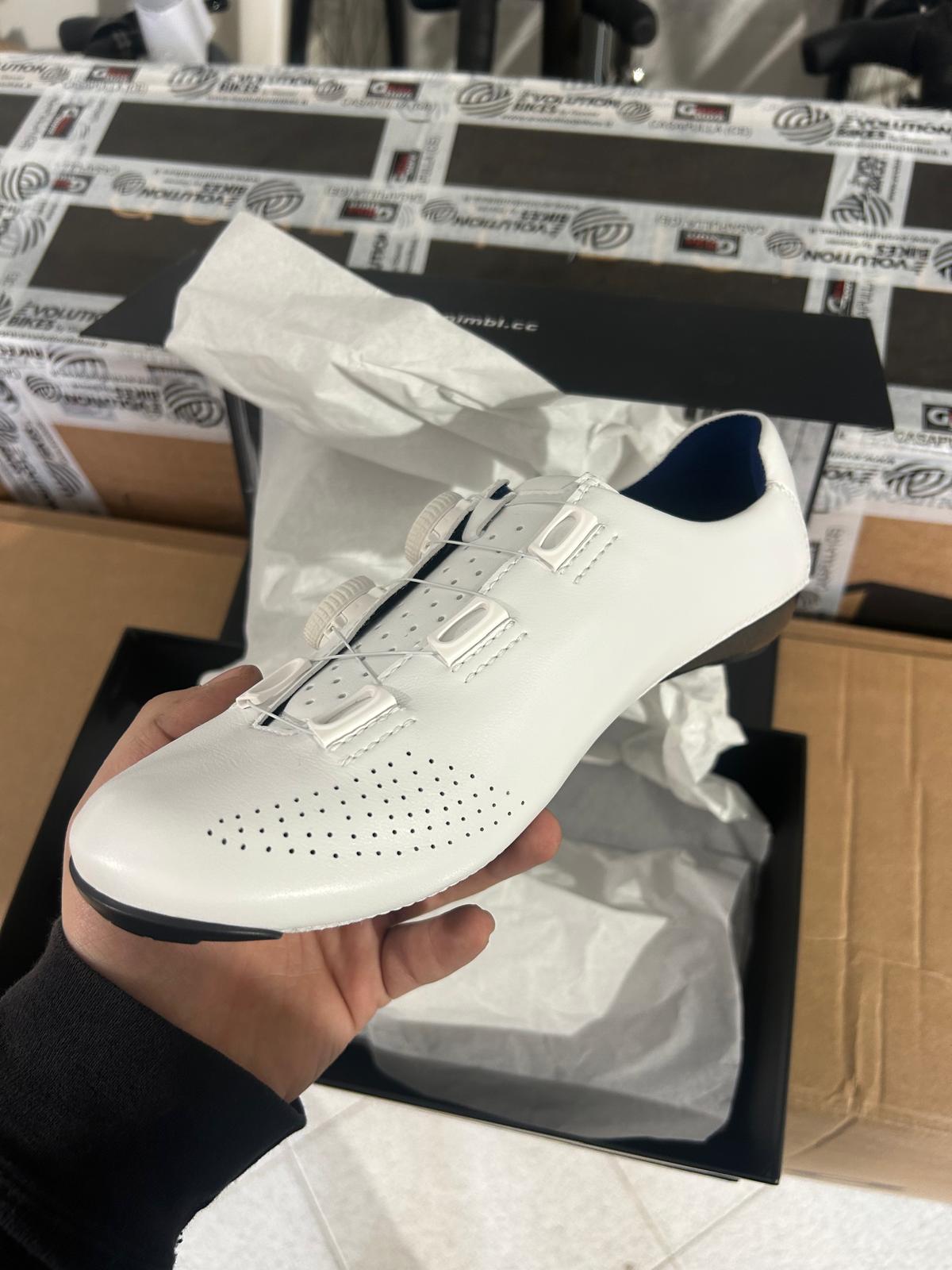 Nimbl Ultimate Road Cycling Shoe White/Silver | buycycle