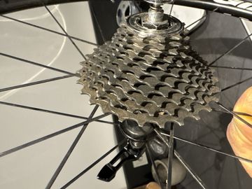 Used Giant SLR0 40 28" Rear Wheel bike — image 5 of 6