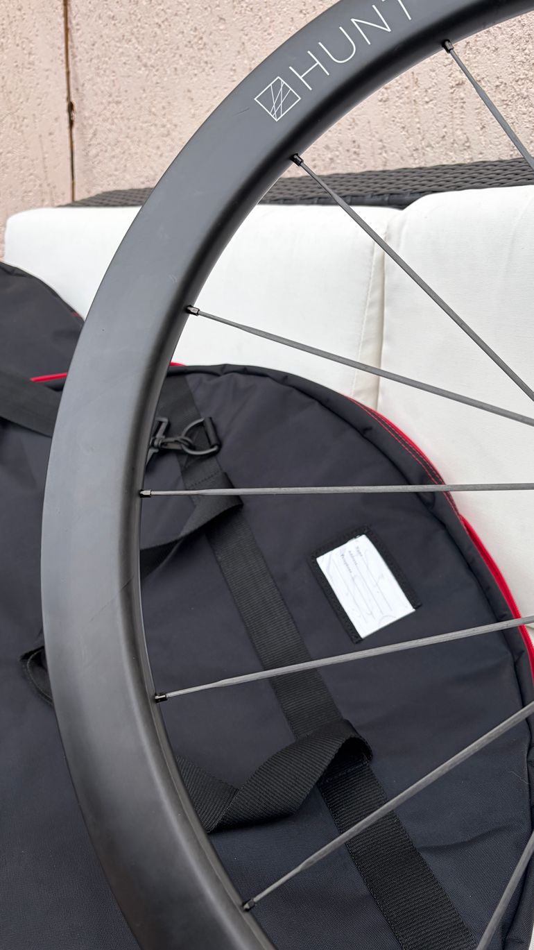 Used Hunt 44 UD Carbon Spoke Disc Wheelset 2024 bike — image 11 of 13