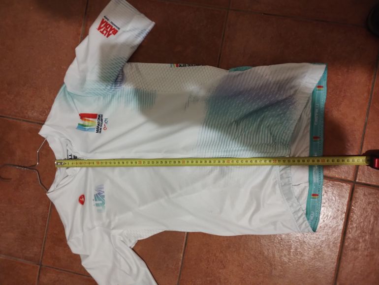 Used Castelli maglia estiva e smanicato Maratona dolomiti 2025 2025 bike — image 4 of 9