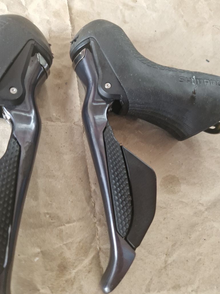 Used Shimano Ultegra DI2 11-s hydralisk disk 2024 bike — image 11 of 13