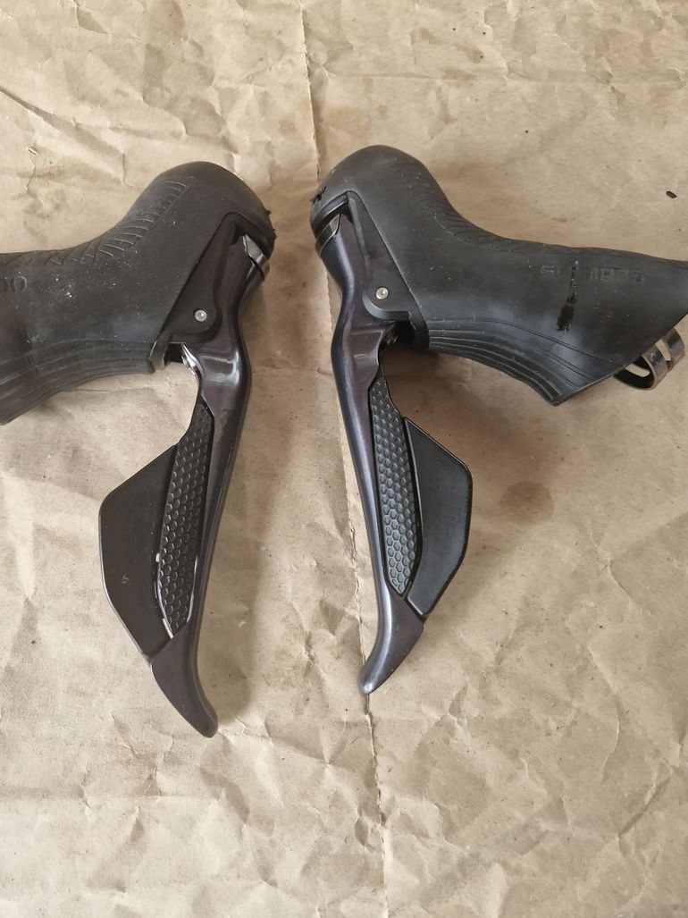 Used Shimano Ultegra DI2 11-s hydralisk disk 2024 bike — image 12 of 13