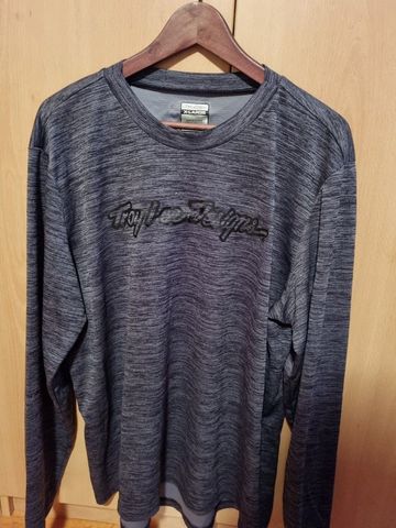 Used Troy Lee Designs Jersey 2022 bike — image 5 of 5