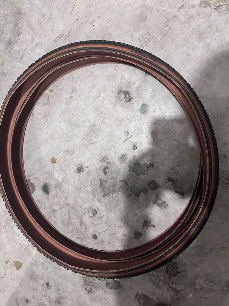 Used Pirelli Cinturato RC 35c 2024 bike — image 2 of 4