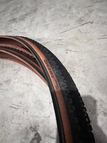 Brugt Pirelli Cinturato RC 35c 2024 bike — billede 3 af 4