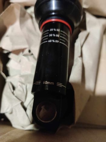 Used RockShox Deluxe RT DebonAir 2018 bike — image 3 of 4