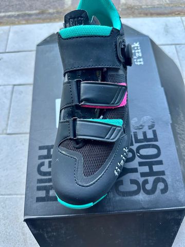 Fizik M6 Donna Boa 2024 Cycling Shoes usato