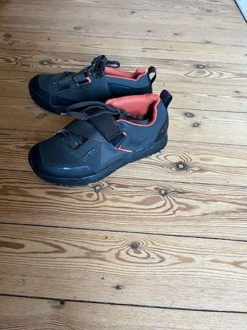 ION RASCAL Cycling Shoes usato