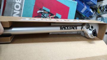 Brugt Race Face XY 2000 Saddles & Seatposts