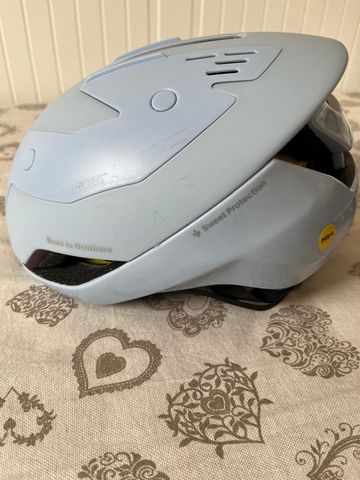Used Pas Normal Studios Sweet Protection 2023 bike — image 2 of 5