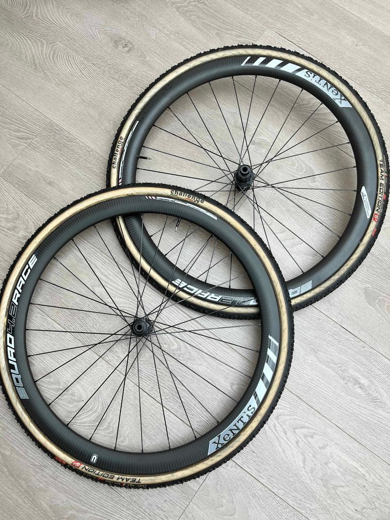 Used XENTIS squad race 4.2 2022 bike — image 1 of 6