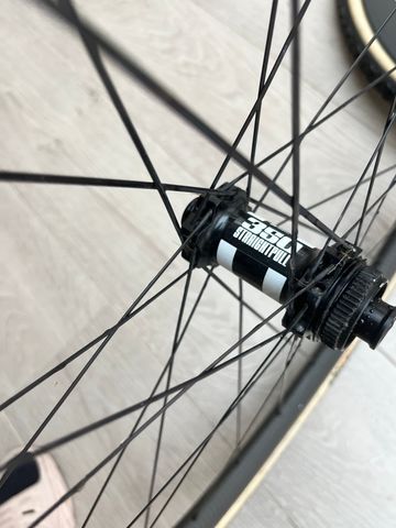 XENTIS squad race 4.2 2022 bike d'occasion — image 5 sur 5