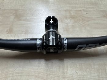 Race Face, Attacco + Manubrio Raceface Next