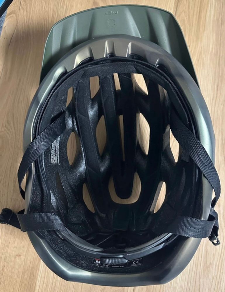 Used MET M138 bike — image 4 of 5