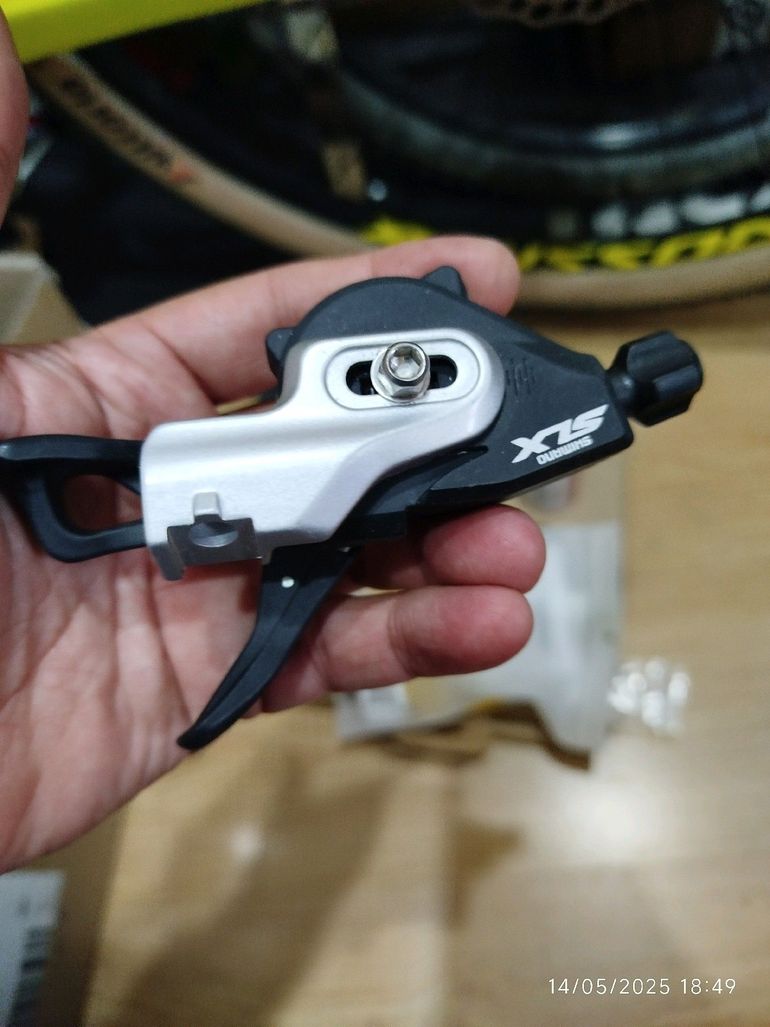 Used Shimano XT bike — image 9 of 15